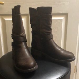 Carlos Santana Dk Brown boots